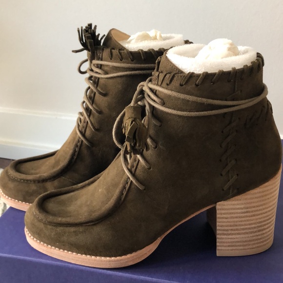 Stuart Weitzman Wallawalla suede ankle boots olive - Picture 7 of 12